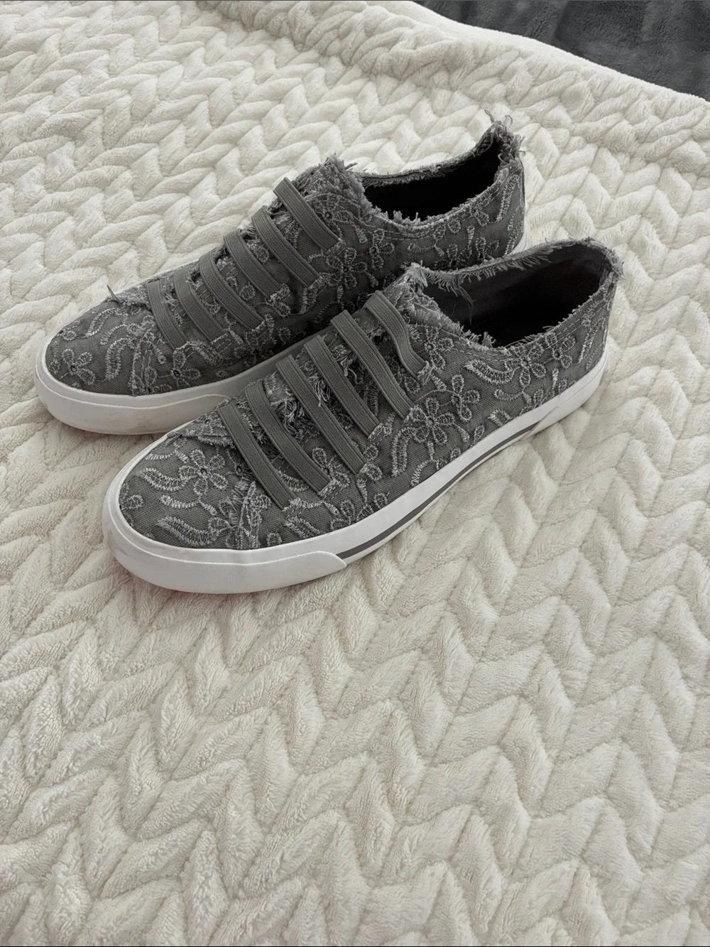 Lush Gray Frayed Slip-On Sneakers with Elastic Straps